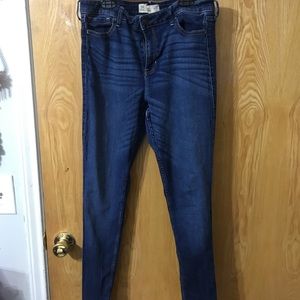 Hollister jeans